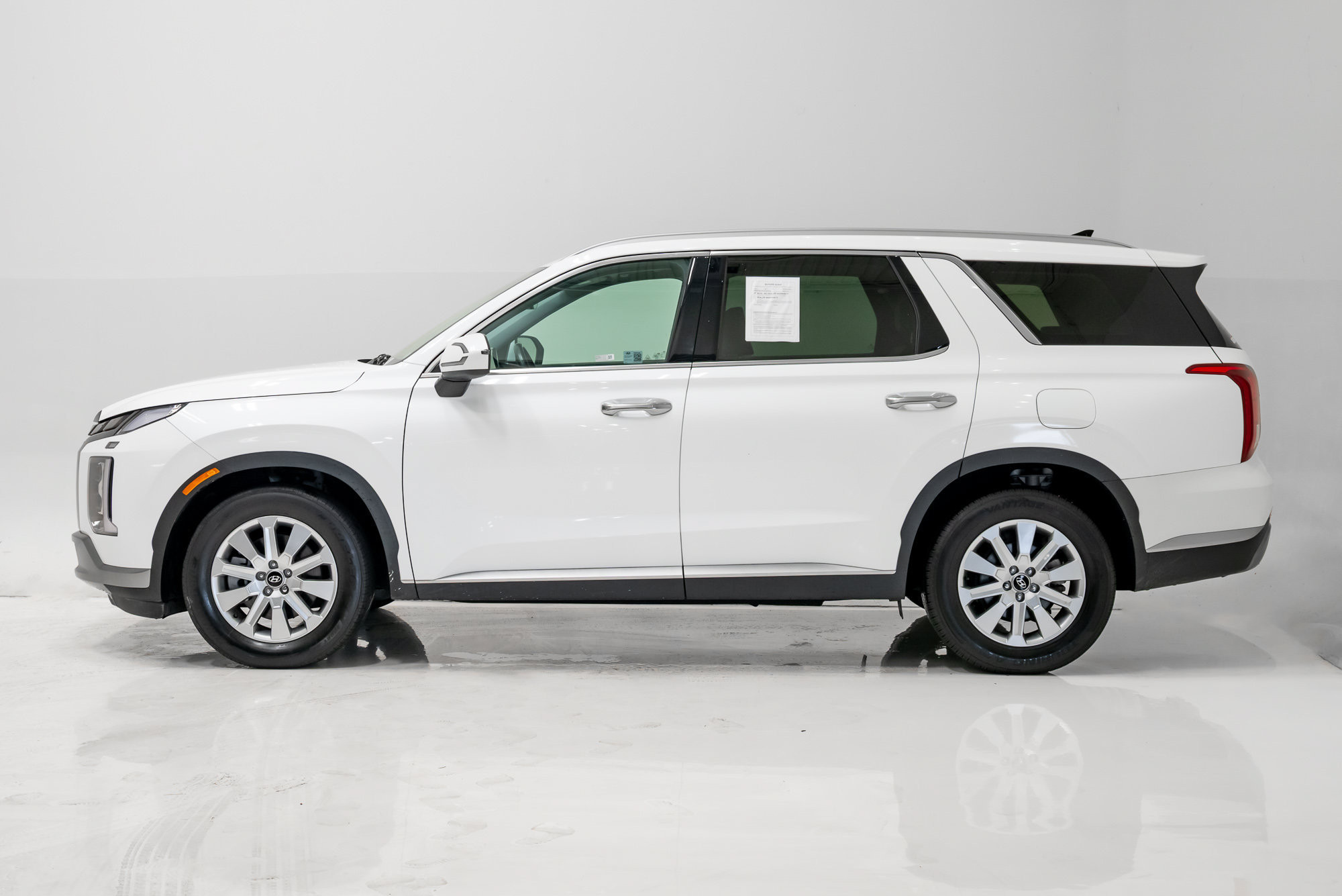 Used 2024 Hyundai Palisade SEL FWD image 28