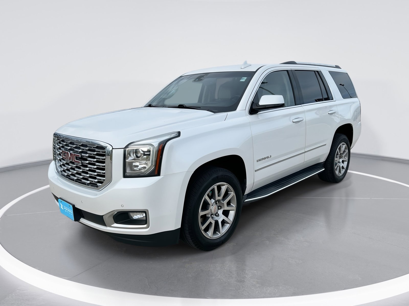 Used 2019 GMC Yukon Denali w/ Enhanced Security Package image 3