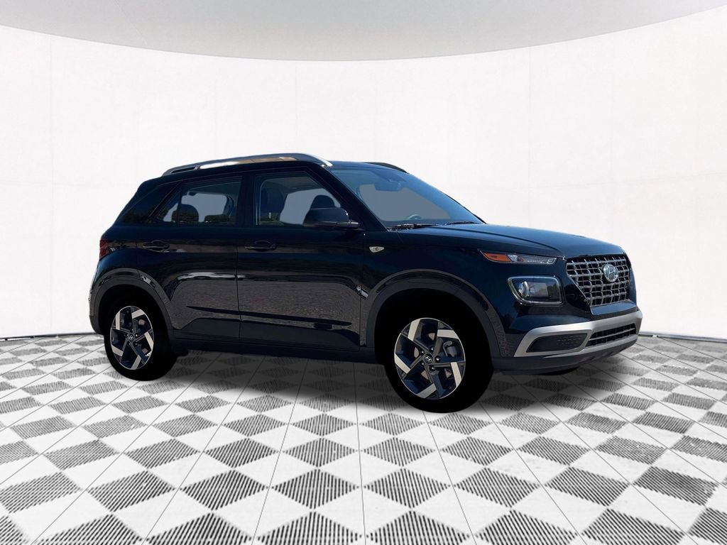 New 2026 Hyundai Venue SEL FWD image 15