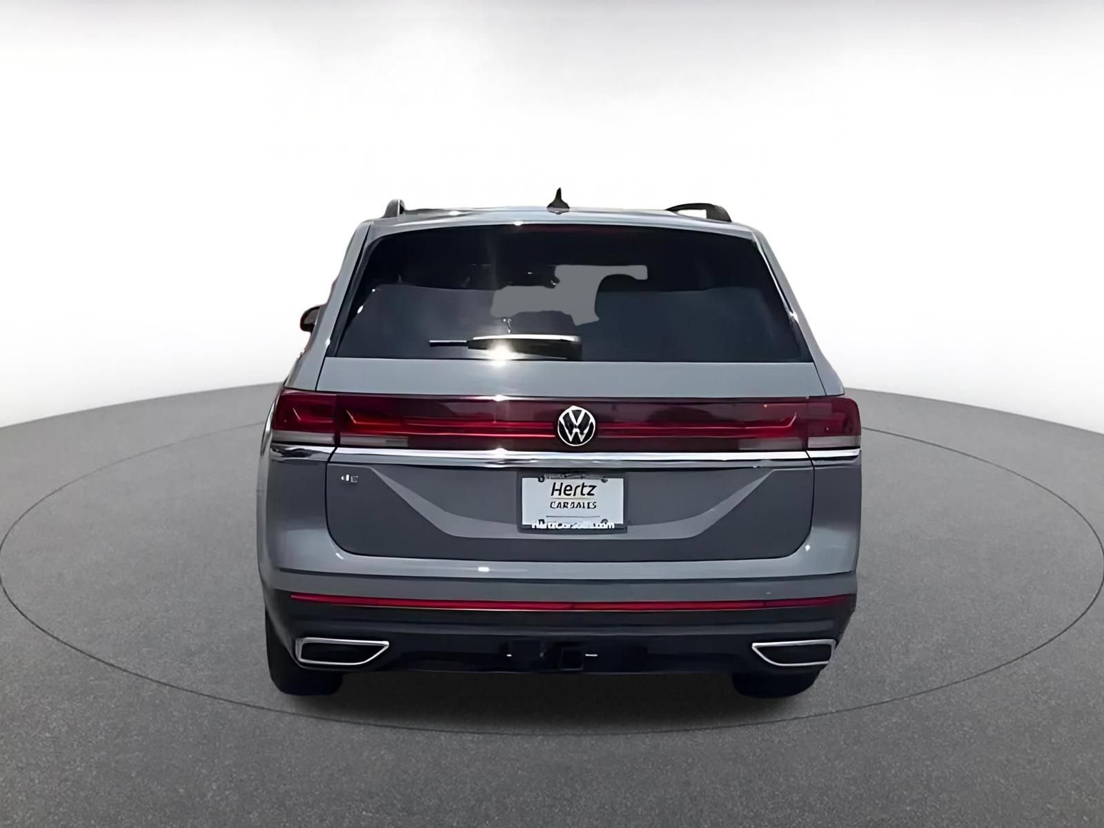 Used 2026 Volkswagen Atlas SE FWD image 12