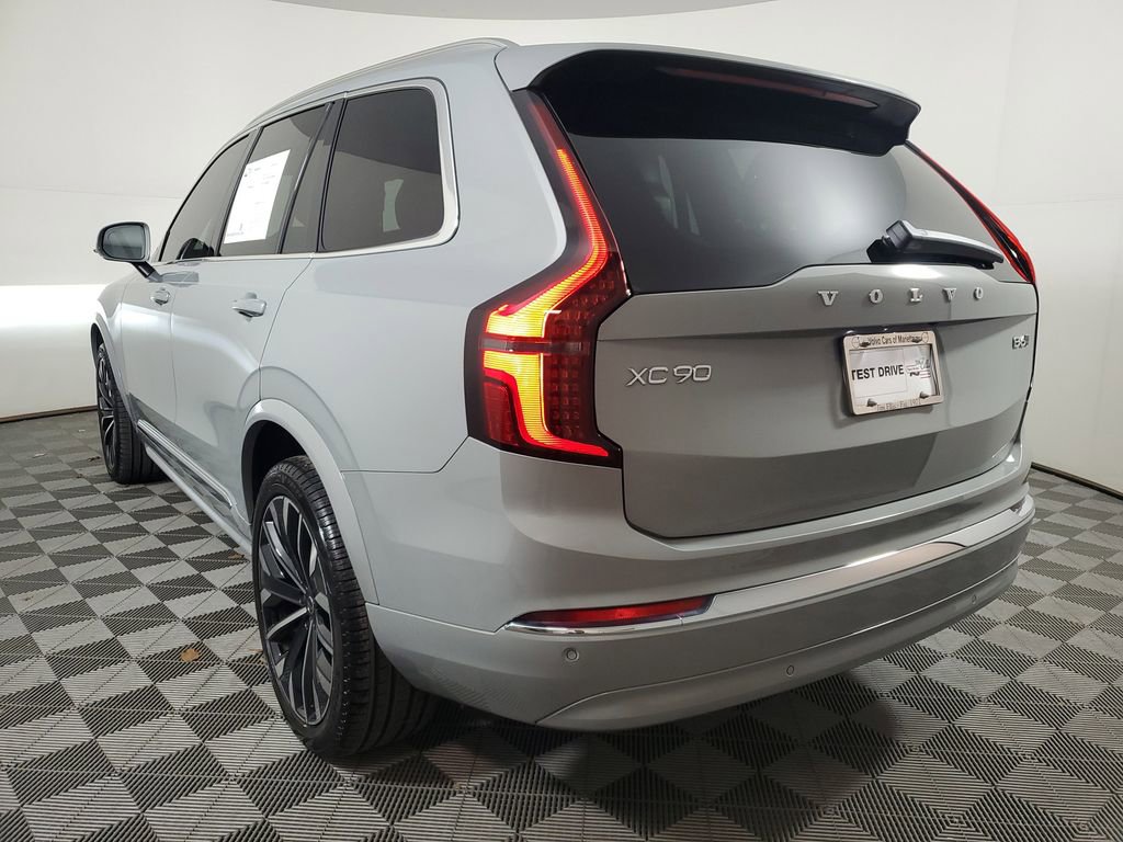 Certified 2025 Volvo XC90 B6 Core w/ Climate Package image 6