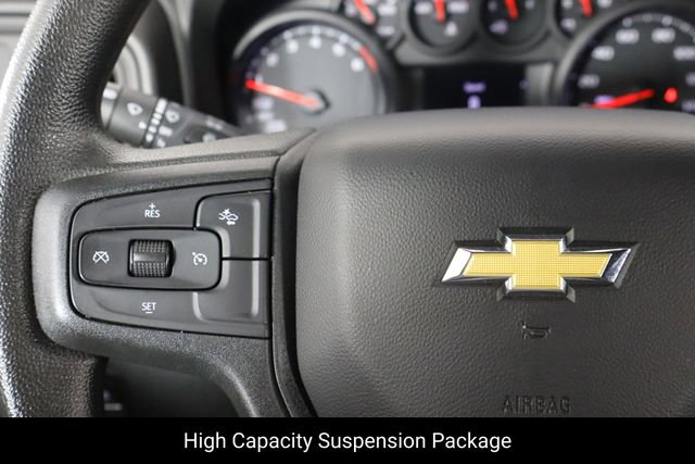 Used 2025 Chevrolet Silverado 1500 Custom w/ LPO, Dark Essentials Package RWD image 8
