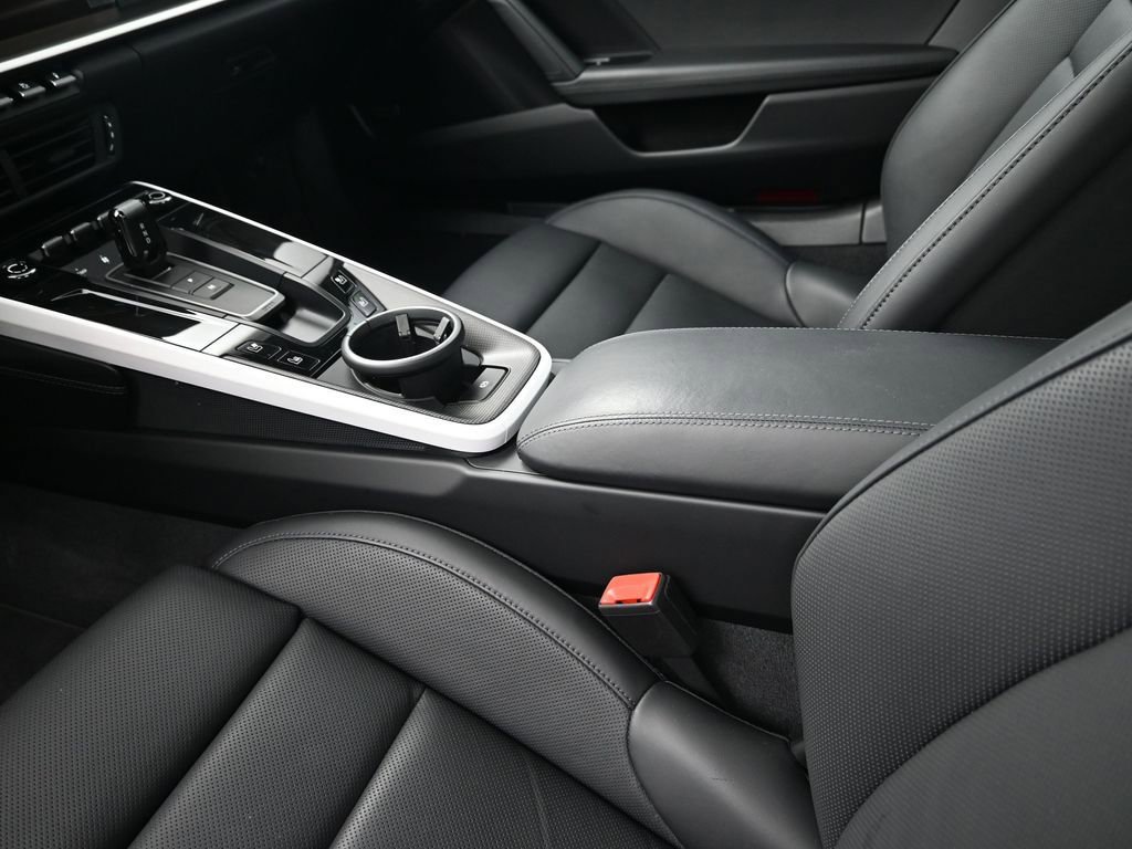 Certified 2025 Porsche 911 Carrera image 21