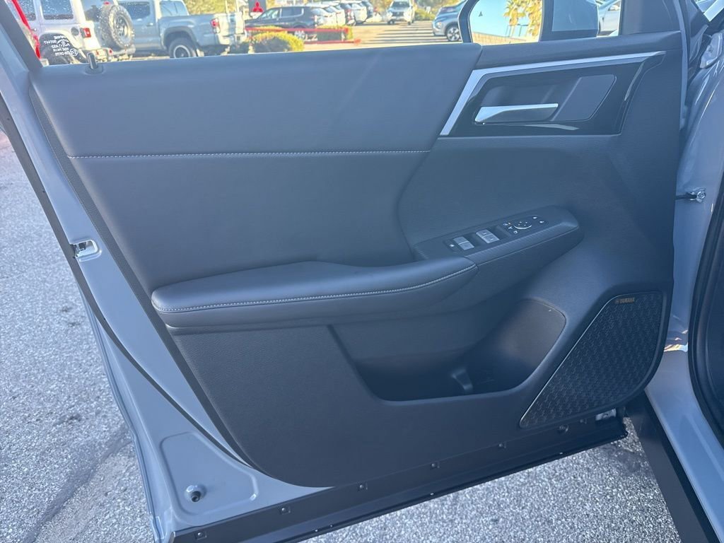 New 2026 Mitsubishi Outlander SE image 27