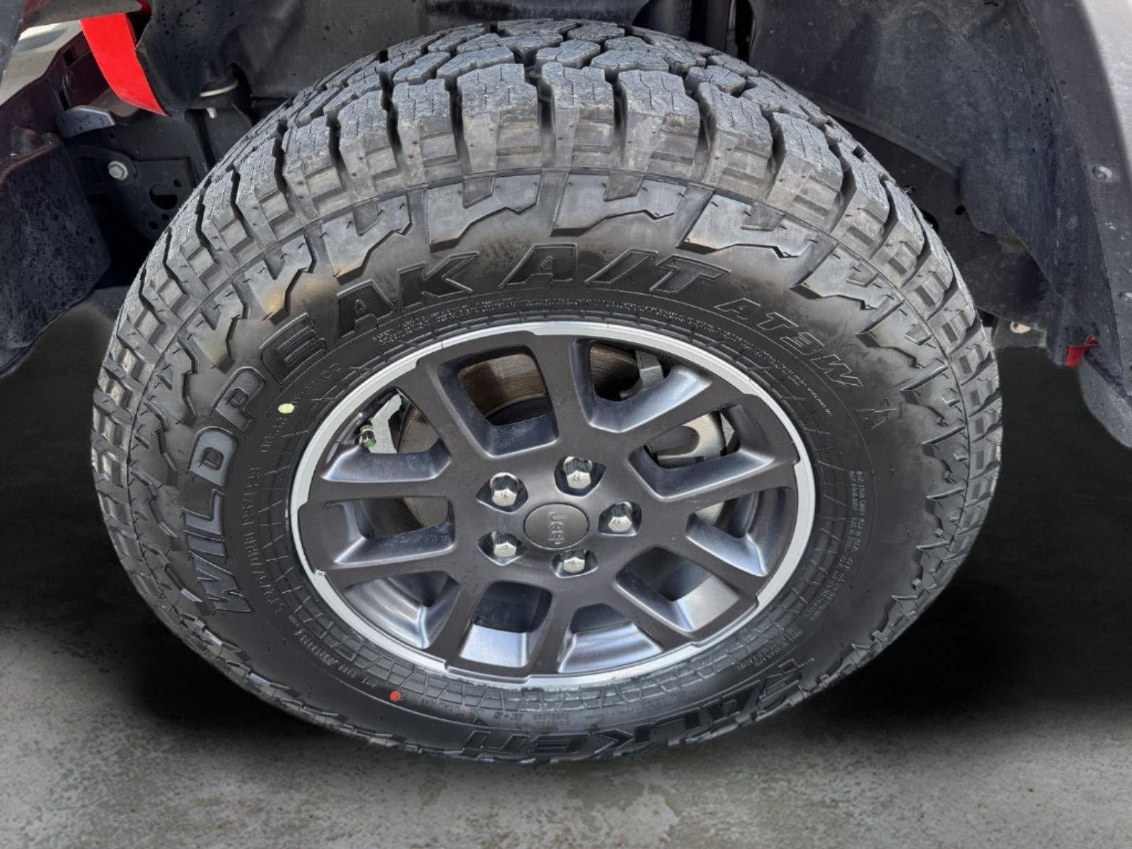 Used 2020 Jeep Gladiator Overland AWD/4WD image 36