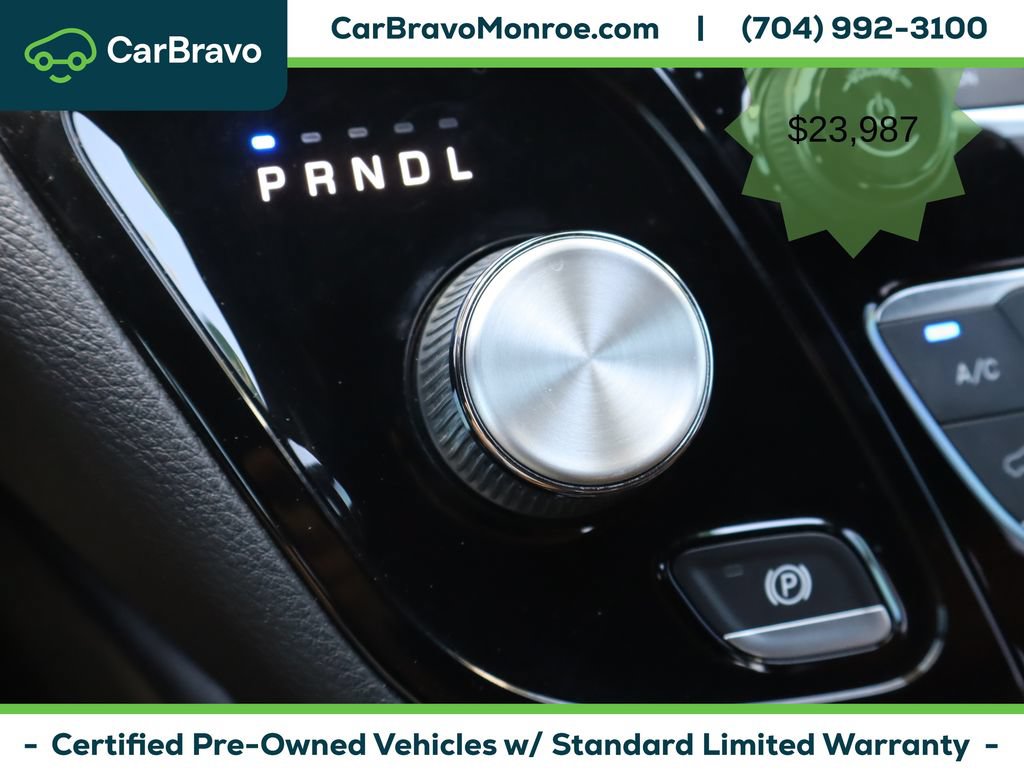 Used 2021 Chrysler Pacifica Pinnacle FWD image 37