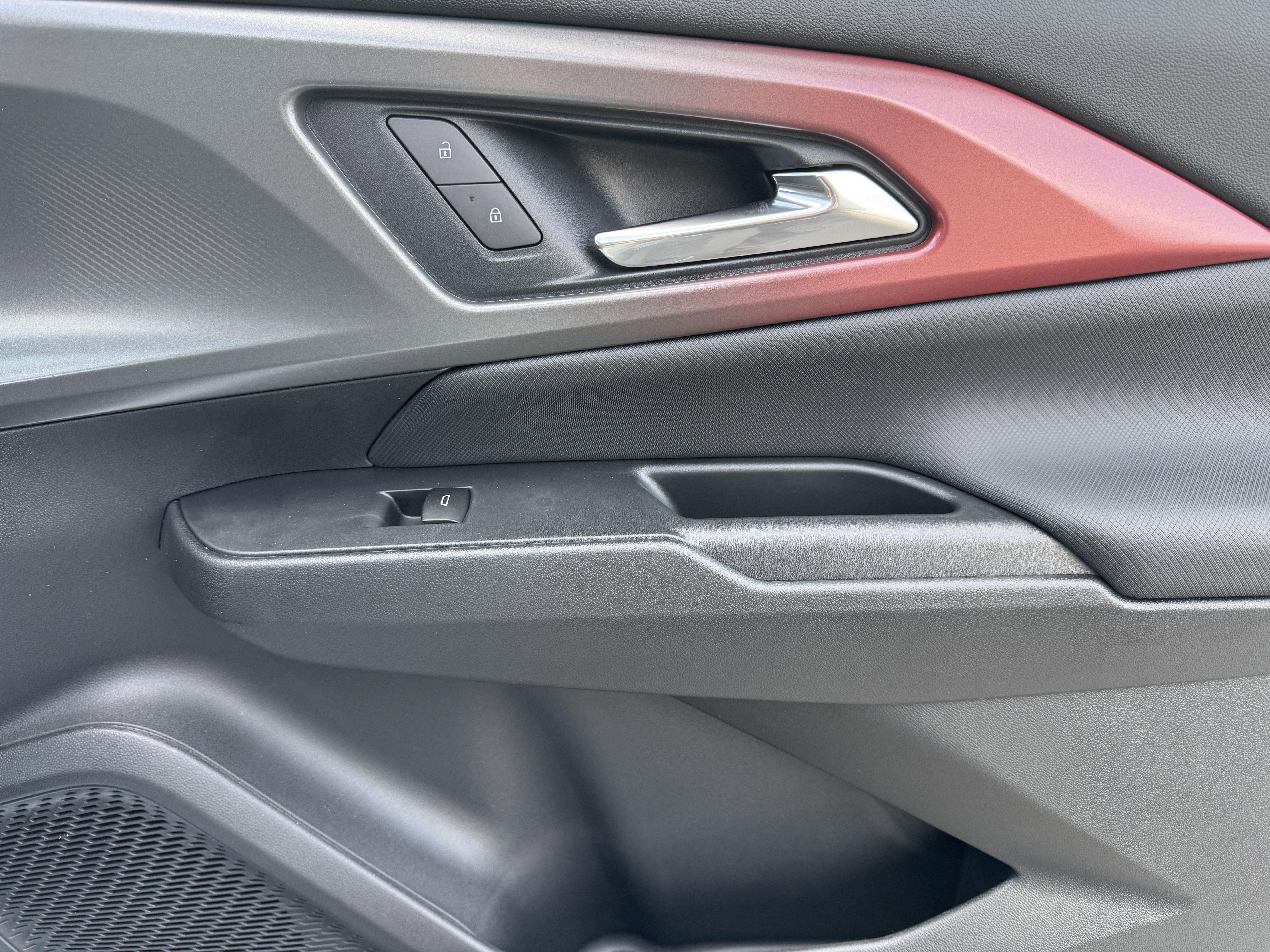 New 2026 Chevrolet Equinox EV RS image 25