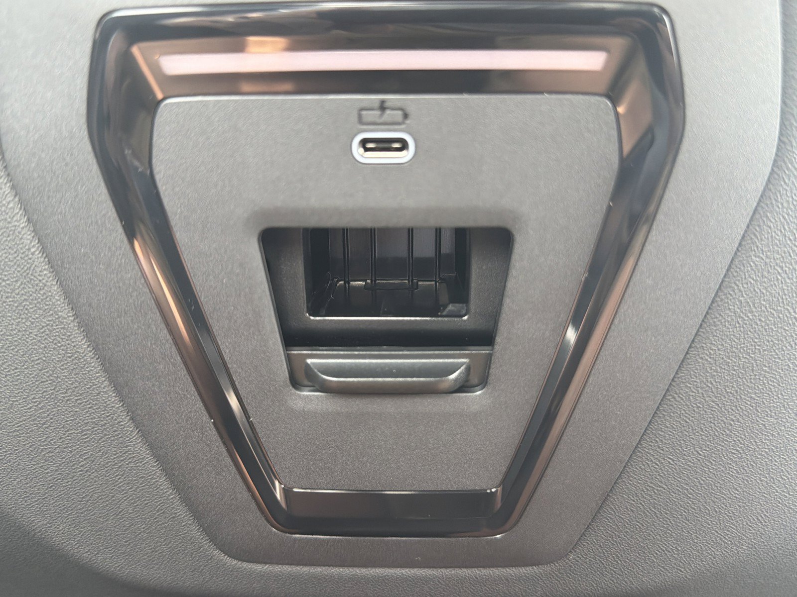 New 2027 BMW i5 eDrive40 w/ Premium Package RWD image 19