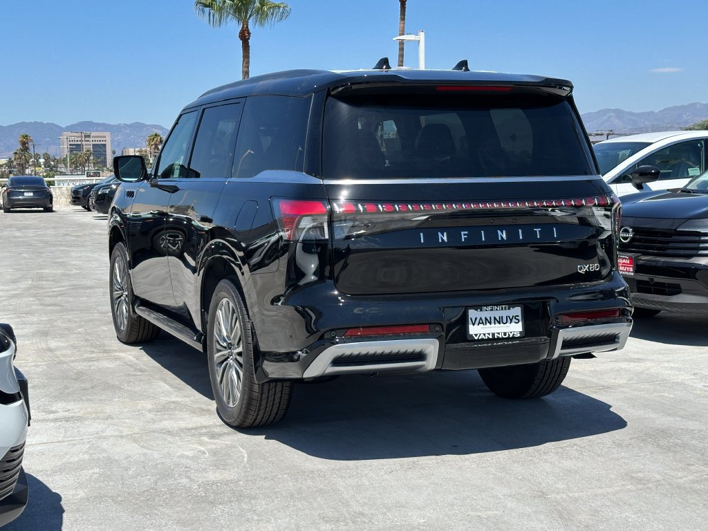 New 2027 INFINITI QX80 Luxe w/ Cargo Package RWD image 4