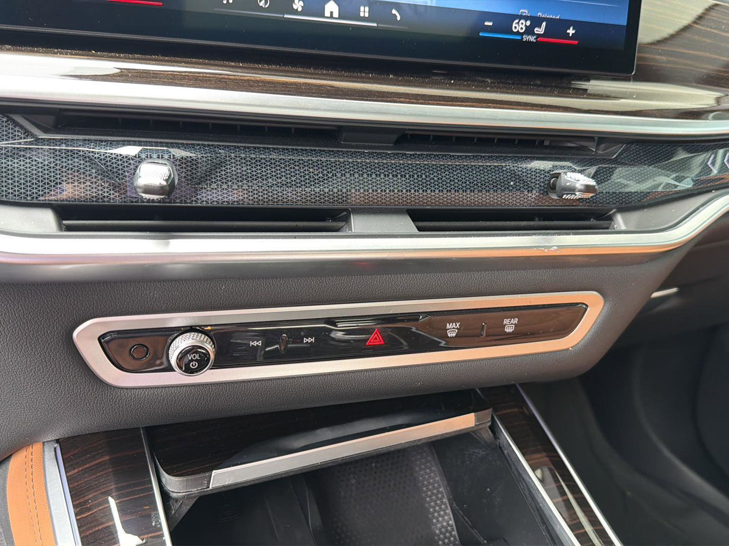 Certified 2024 BMW X5 xDrive40i w/ Premium Package AWD/4WD image 26