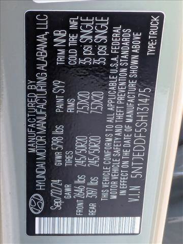 Used 2025 Hyundai Santa Cruz Limited image 25