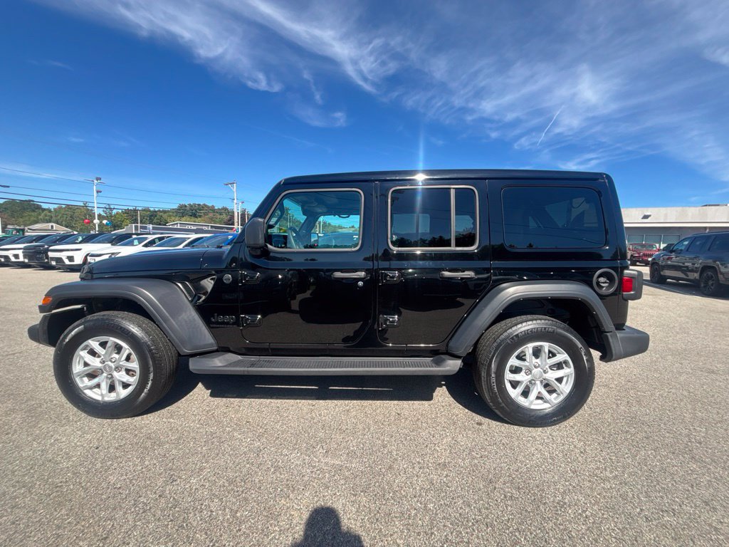 Certified 2023 Jeep Wrangler Unlimited Sport w/ Sun And Sound Package AWD/4WD image 2