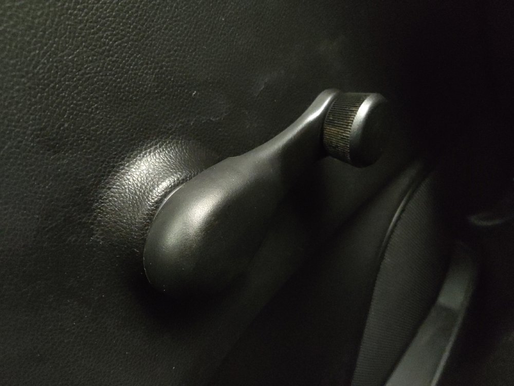 Used 2020 Chevrolet Spark LS image 27