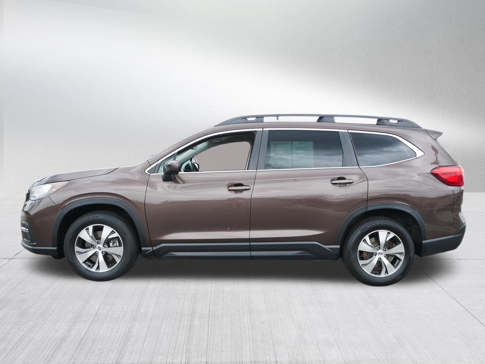 Used 2019 Subaru Ascent Premium AWD/4WD image 4