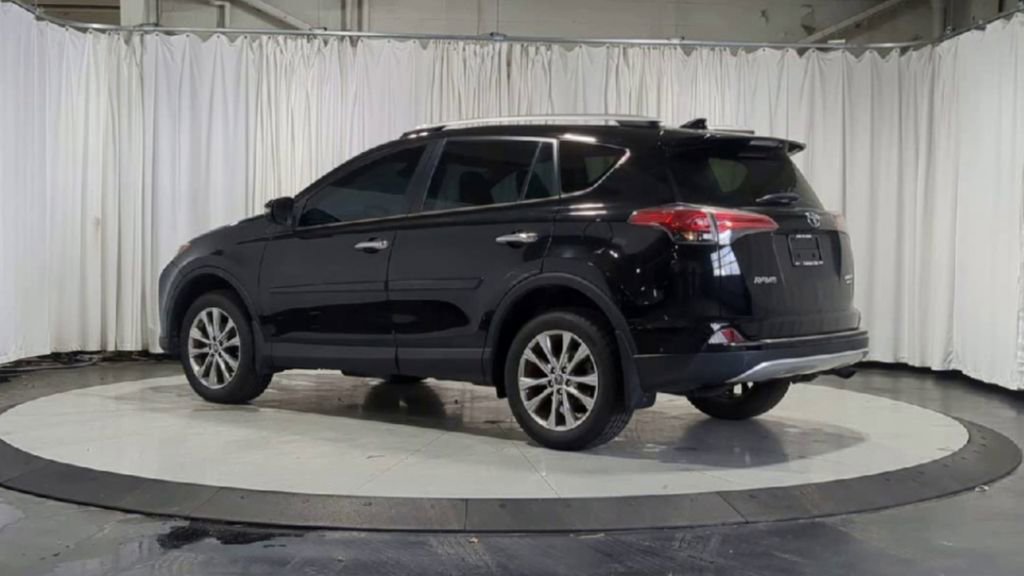 Used 2016 Toyota RAV4 Limited AWD/4WD image 8