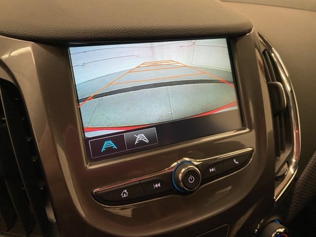 Used 2017 Chevrolet Cruze LT w/ Convenience Package FWD image 5