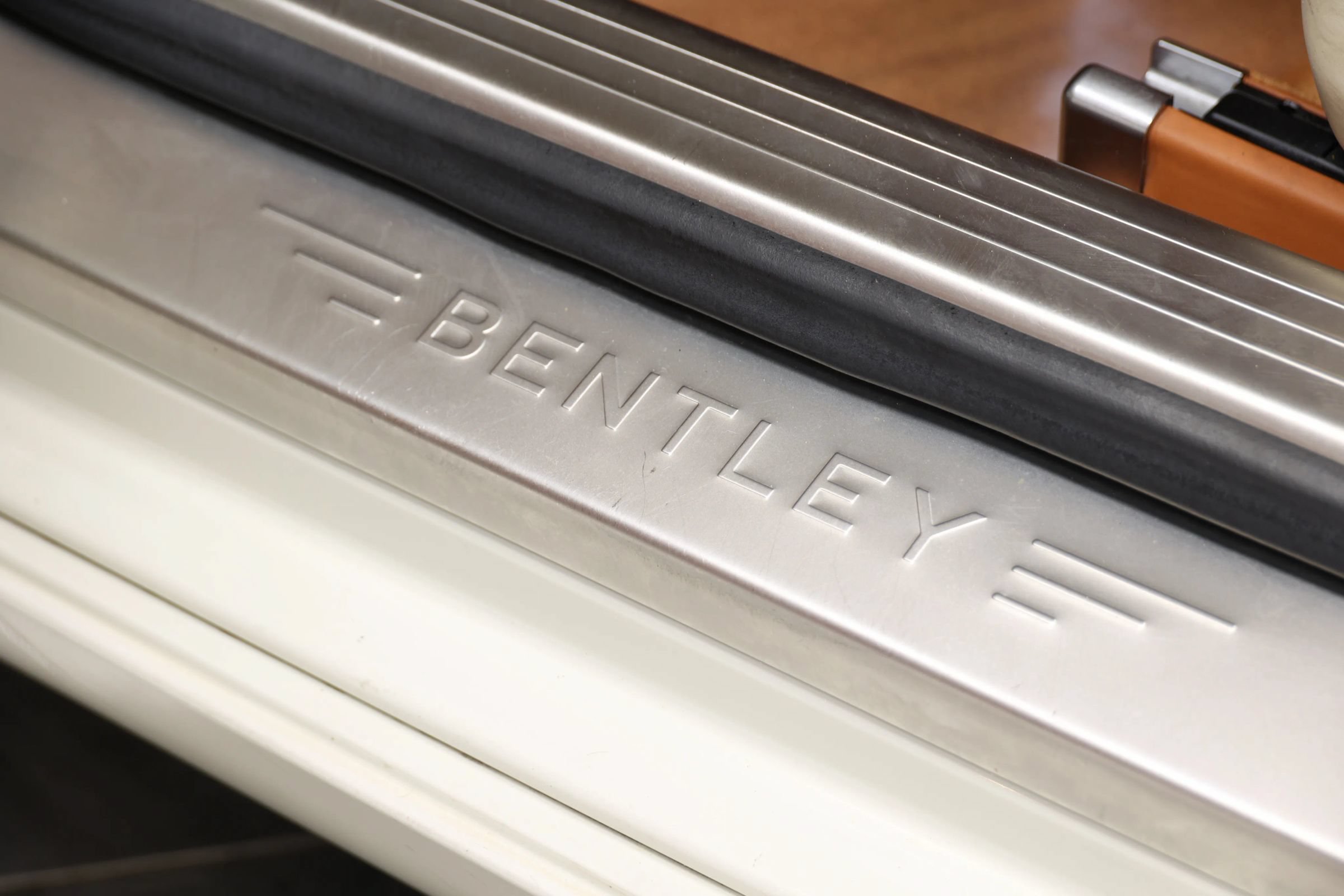 Used 2018 Bentley Flying Spur V8 AWD/4WD image 16