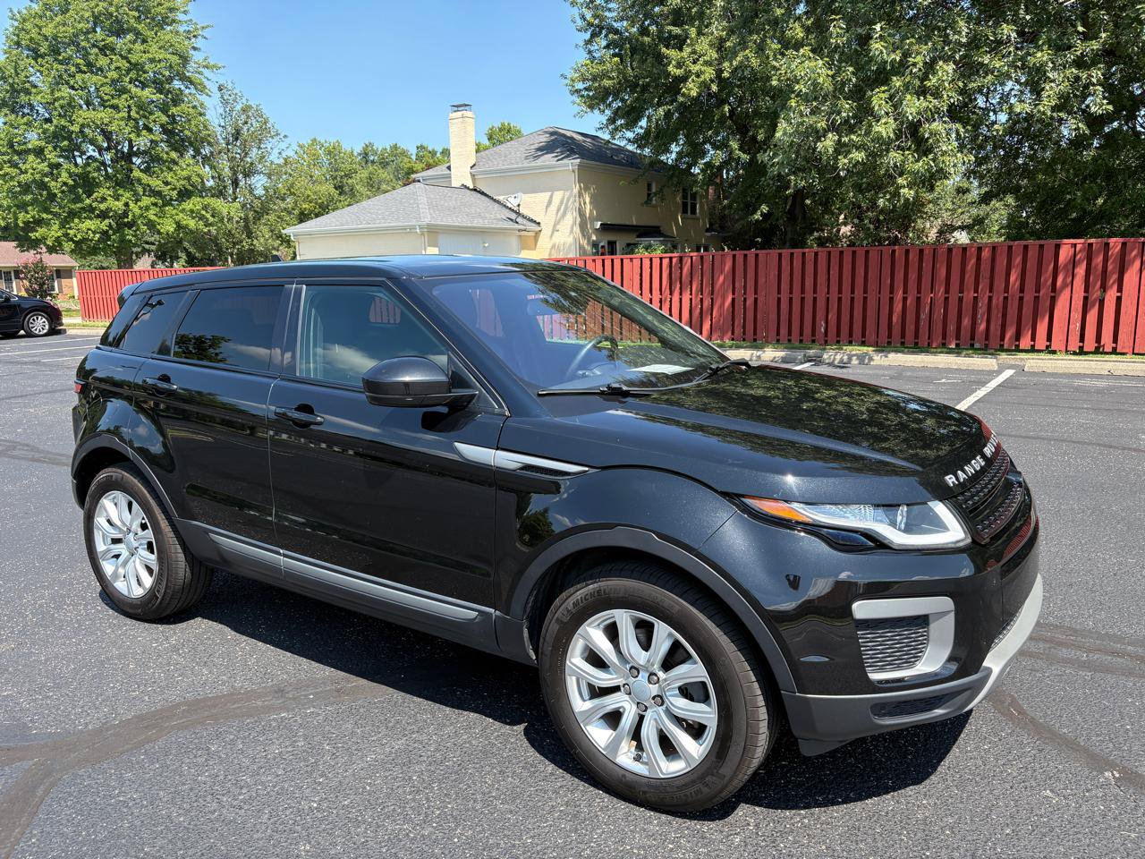 Used 2016 Land Rover Range Rover Evoque SE AWD/4WD image 1