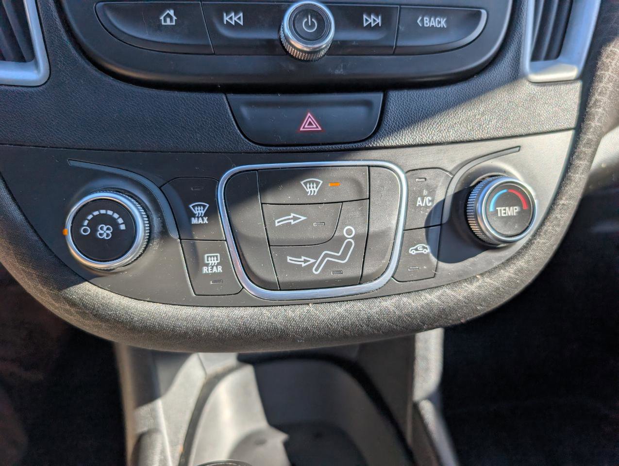 Used 2019 Chevrolet Malibu LS w/ LPO, Convenience Package 1 FWD image 21