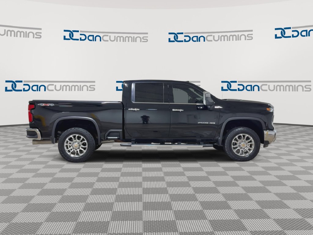 Used 2024 Chevrolet Silverado 2500 LTZ w/ LTZ Premium Package AWD/4WD image 9