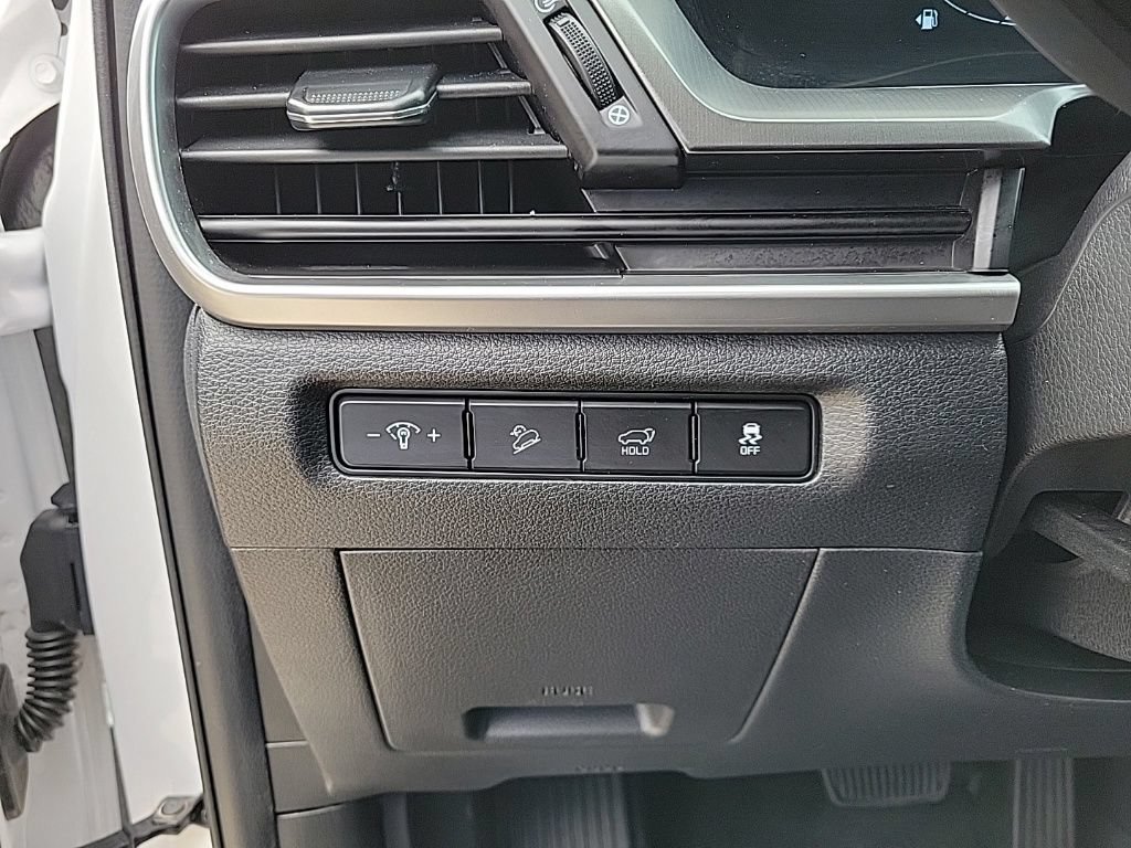 Used 2025 Kia Telluride S AWD/4WD image 32