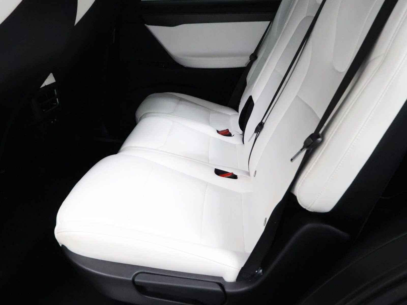 Used 2021 Tesla Model X Performance AWD/4WD image 29
