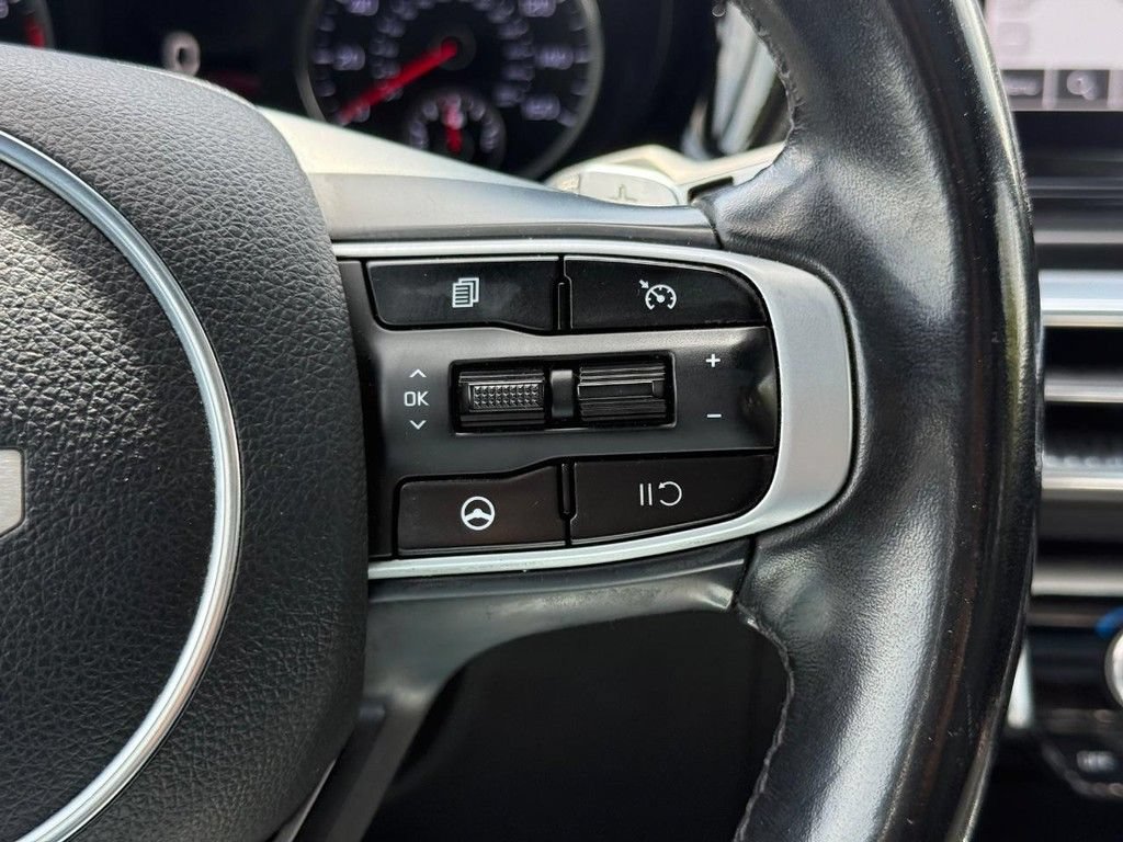 Used 2023 Kia K5 GT FWD image 19