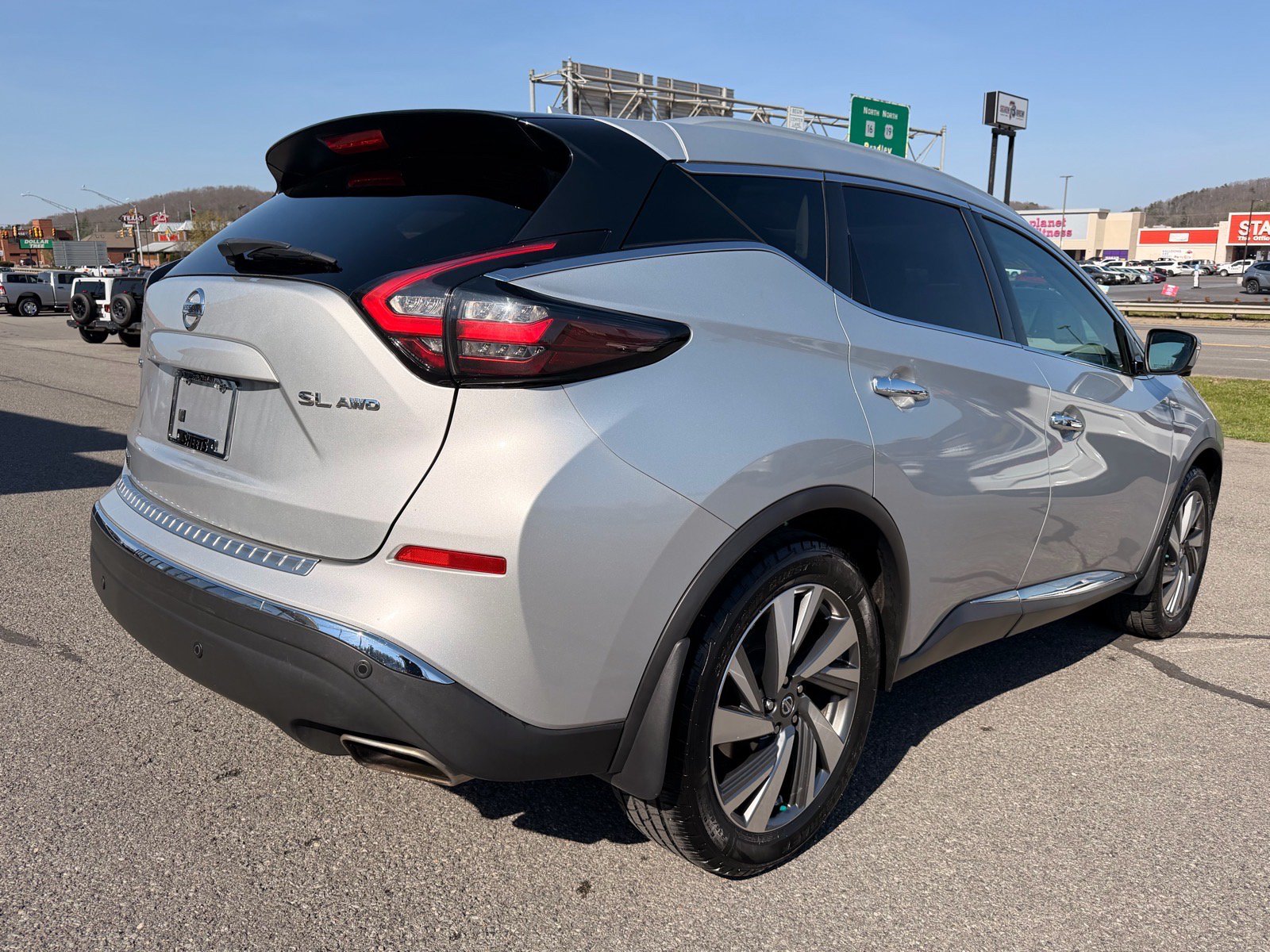 Used 2020 Nissan Murano SL w/ Moonroof Package AWD/4WD image 6