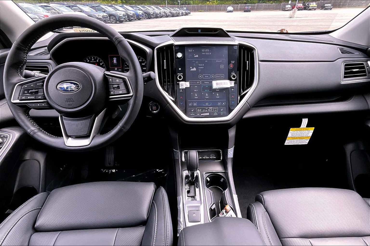New 2025 Subaru Ascent Limited image 5