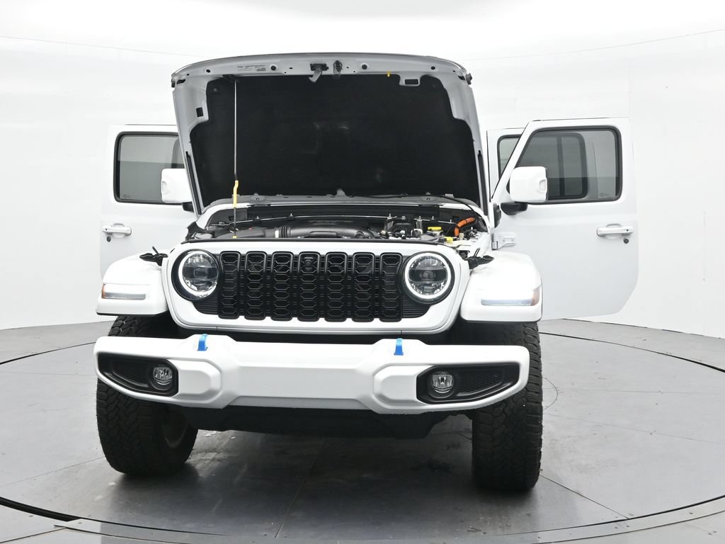Used 2024 Jeep Wrangler High Altitude AWD/4WD image 41