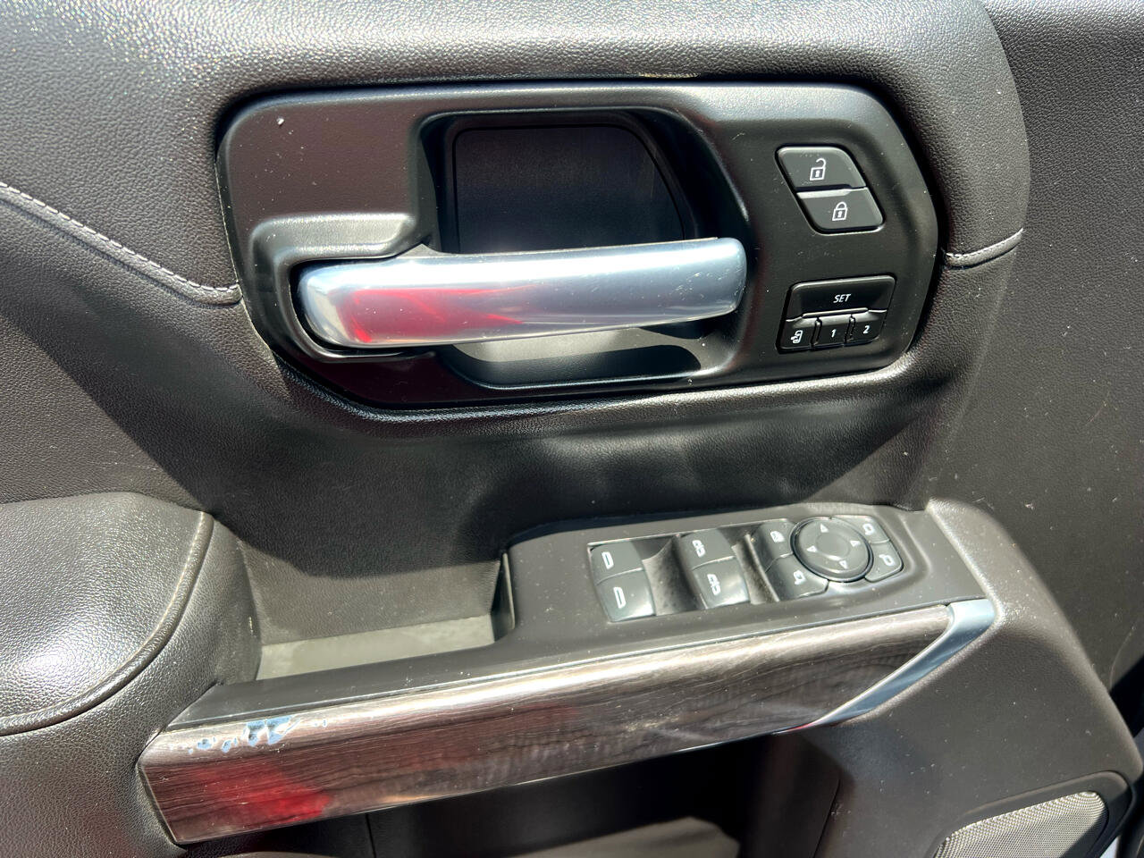 Used 2021 Chevrolet Silverado 1500 LTZ image 13