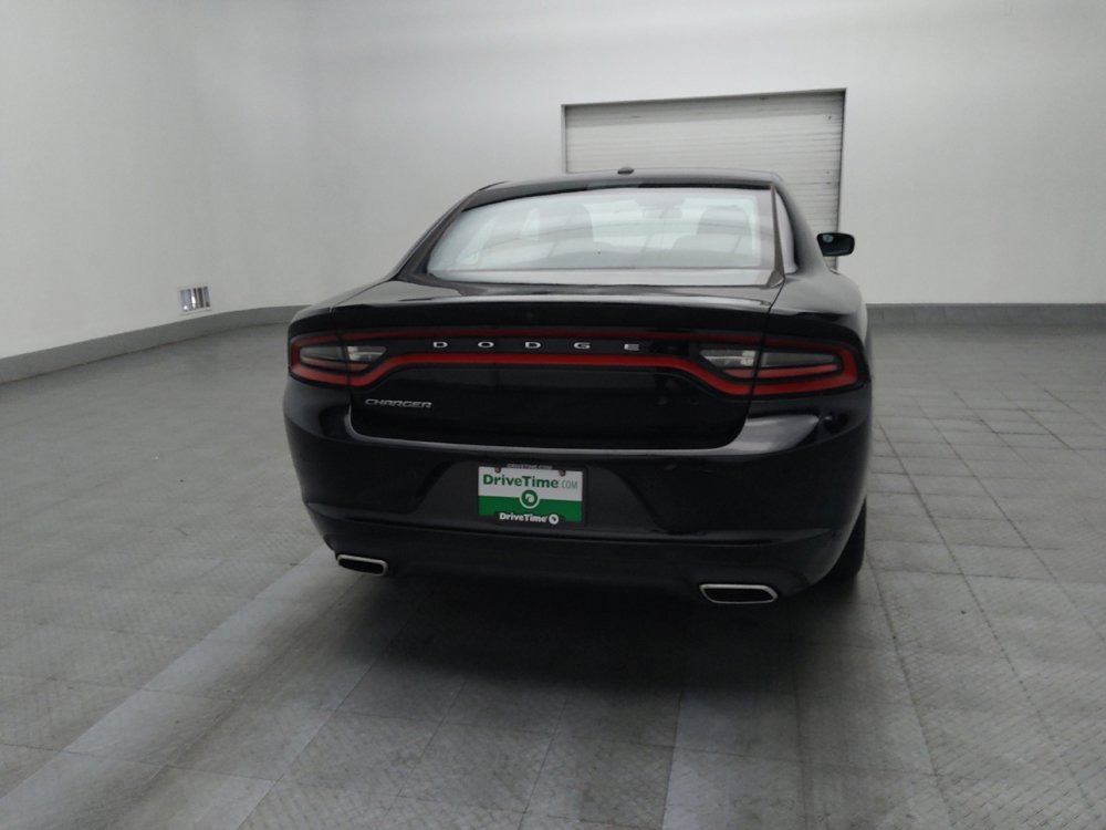 Used 2022 Dodge Charger SXT w/ Driver Convenience Group image 7