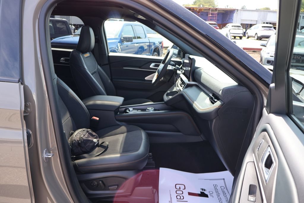 New 2027 Ford Explorer Tremor w/ Sun And Sound Package AWD/4WD image 28