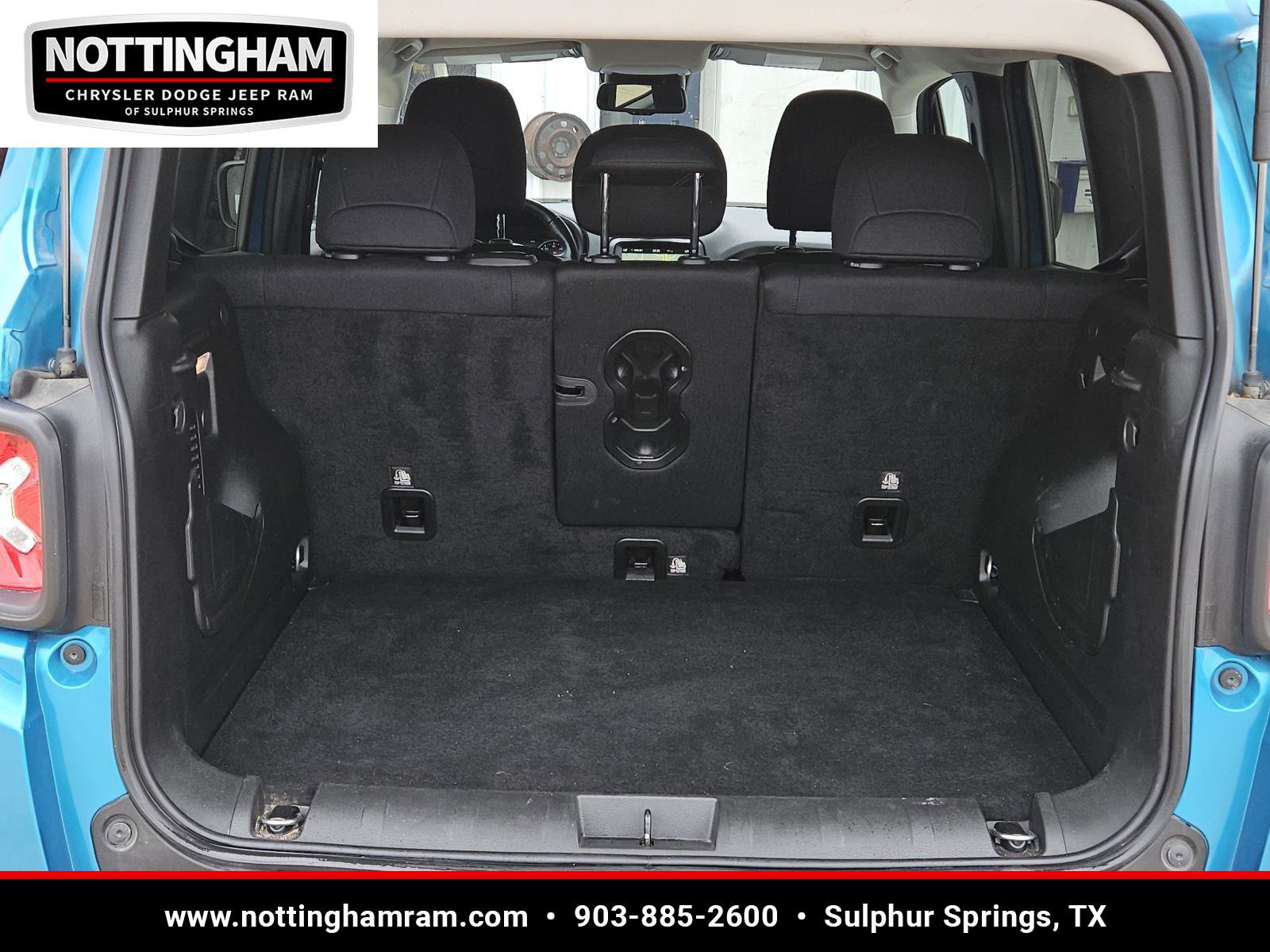 Used 2022 Jeep Renegade Latitude w/ Convenience Group AWD/4WD image 9