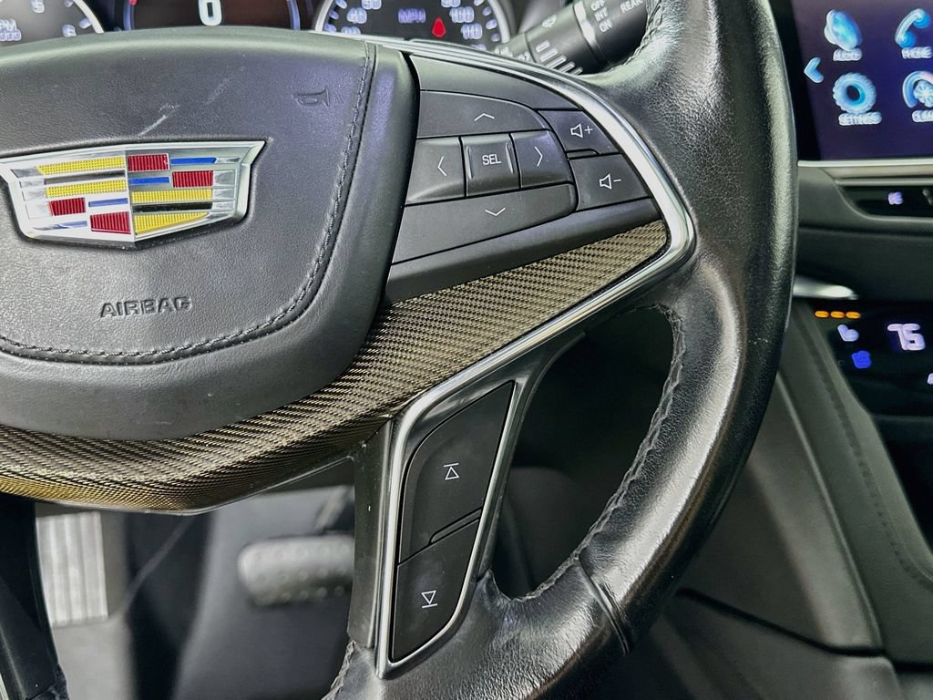 Used 2019 Cadillac XT5 Platinum AWD/4WD image 13