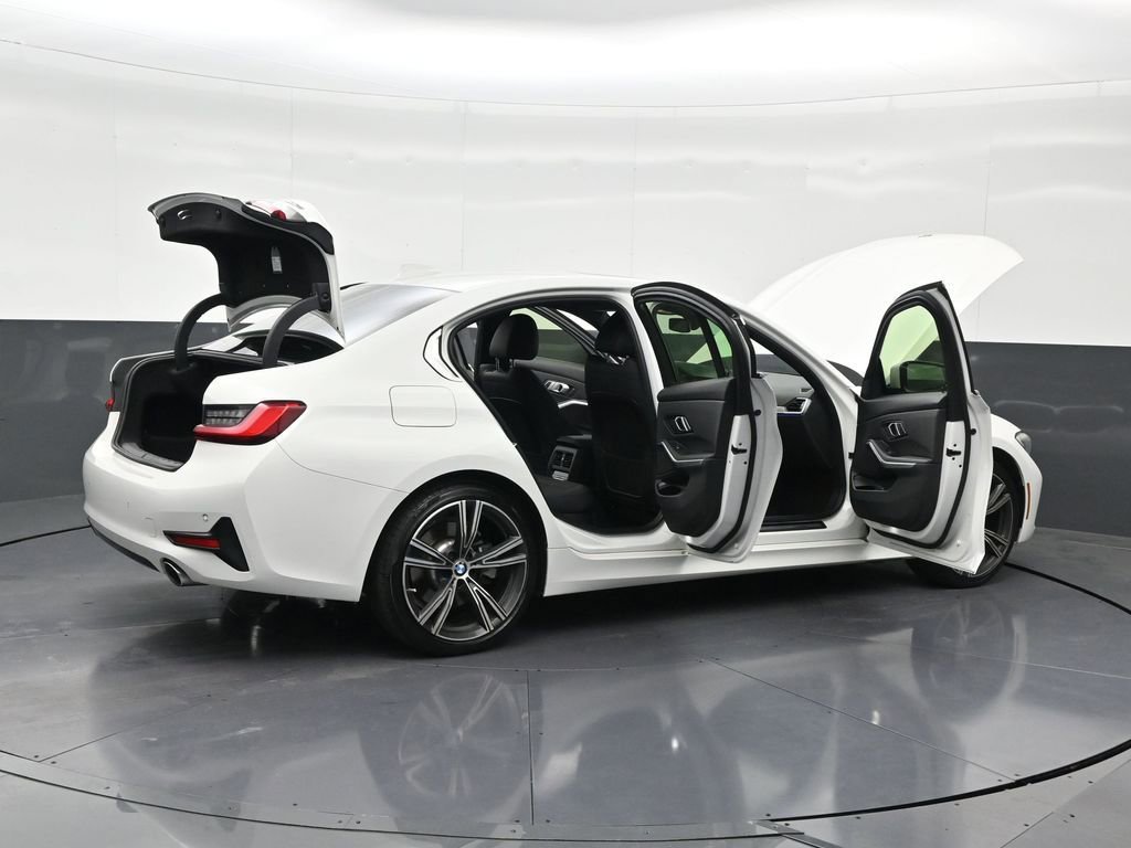 Used 2021 BMW 330i Sedan w/ Convenience Package image 31