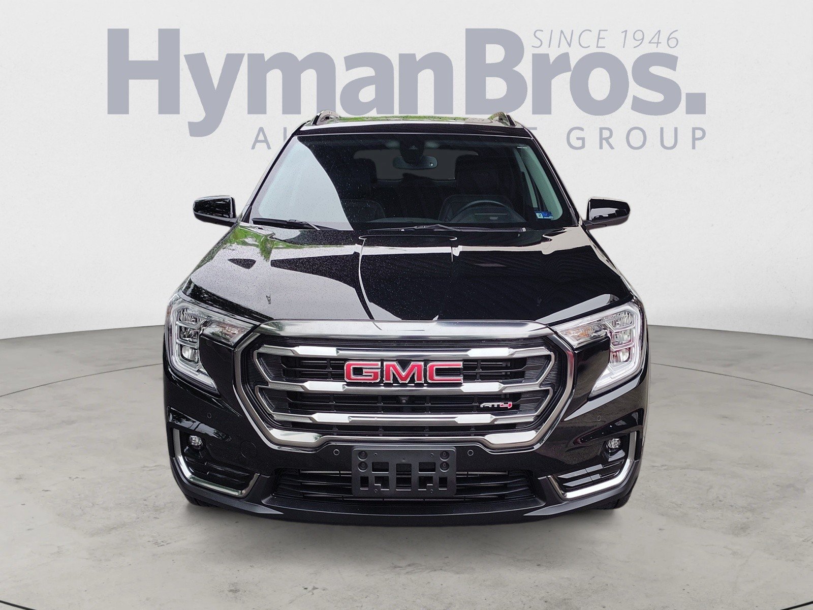 Used 2023 GMC Terrain AT4 w/ Tech Package AWD/4WD image 8