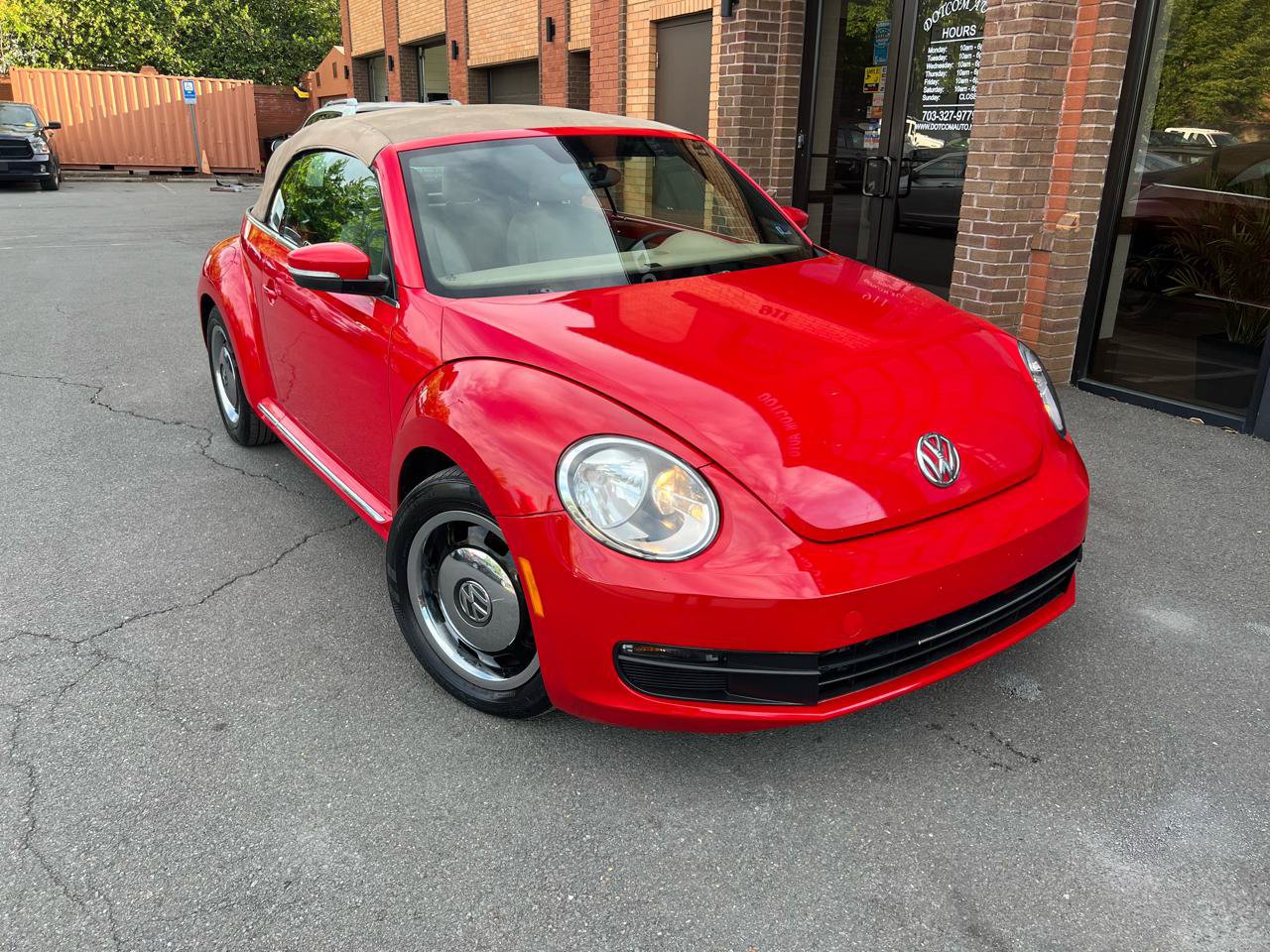 Used 2013 Volkswagen Beetle 2.5 FWD image 14
