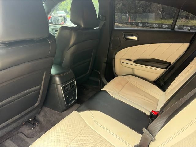 Used 2016 Dodge Charger R/T w/ Plus Group RWD image 9