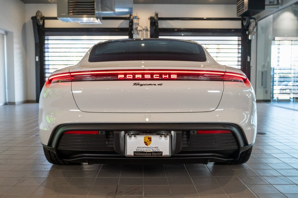 New 2025 Porsche Taycan image 10