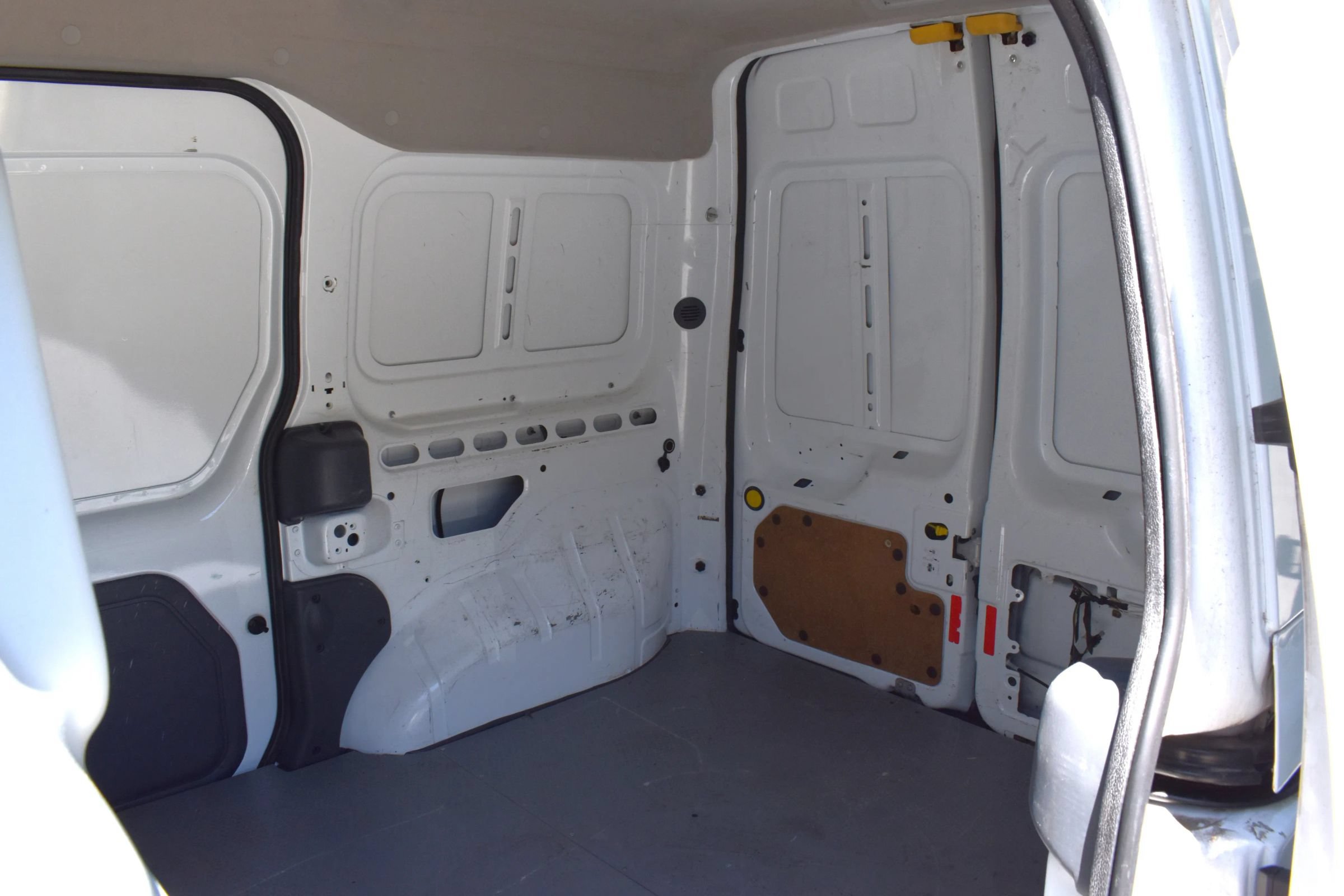 Used 2013 Ford Transit Connect XLT FWD image 13