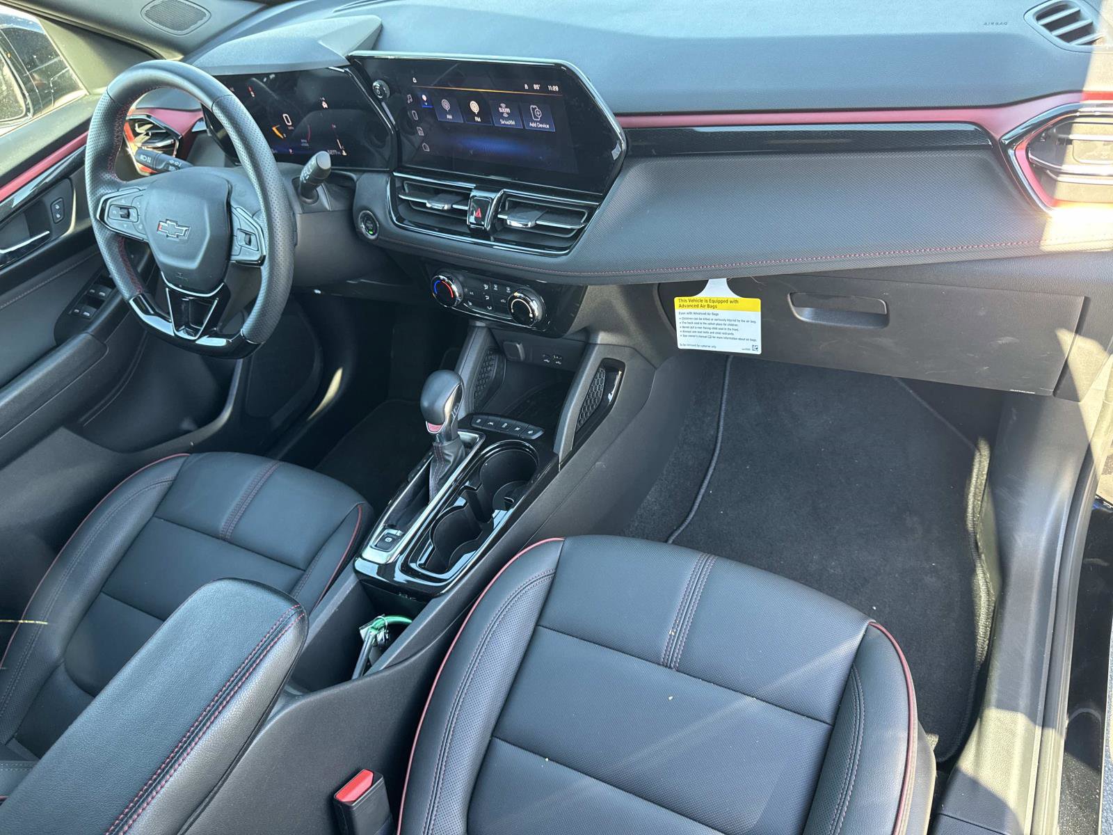 Used 2024 Chevrolet TrailBlazer RS image 29