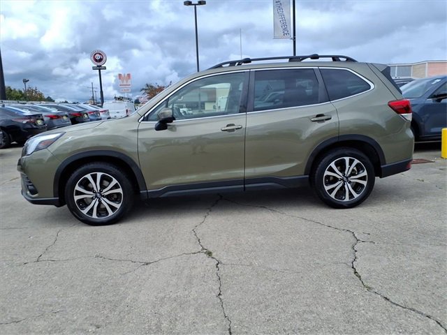 Used 2023 Subaru Forester Limited image 2