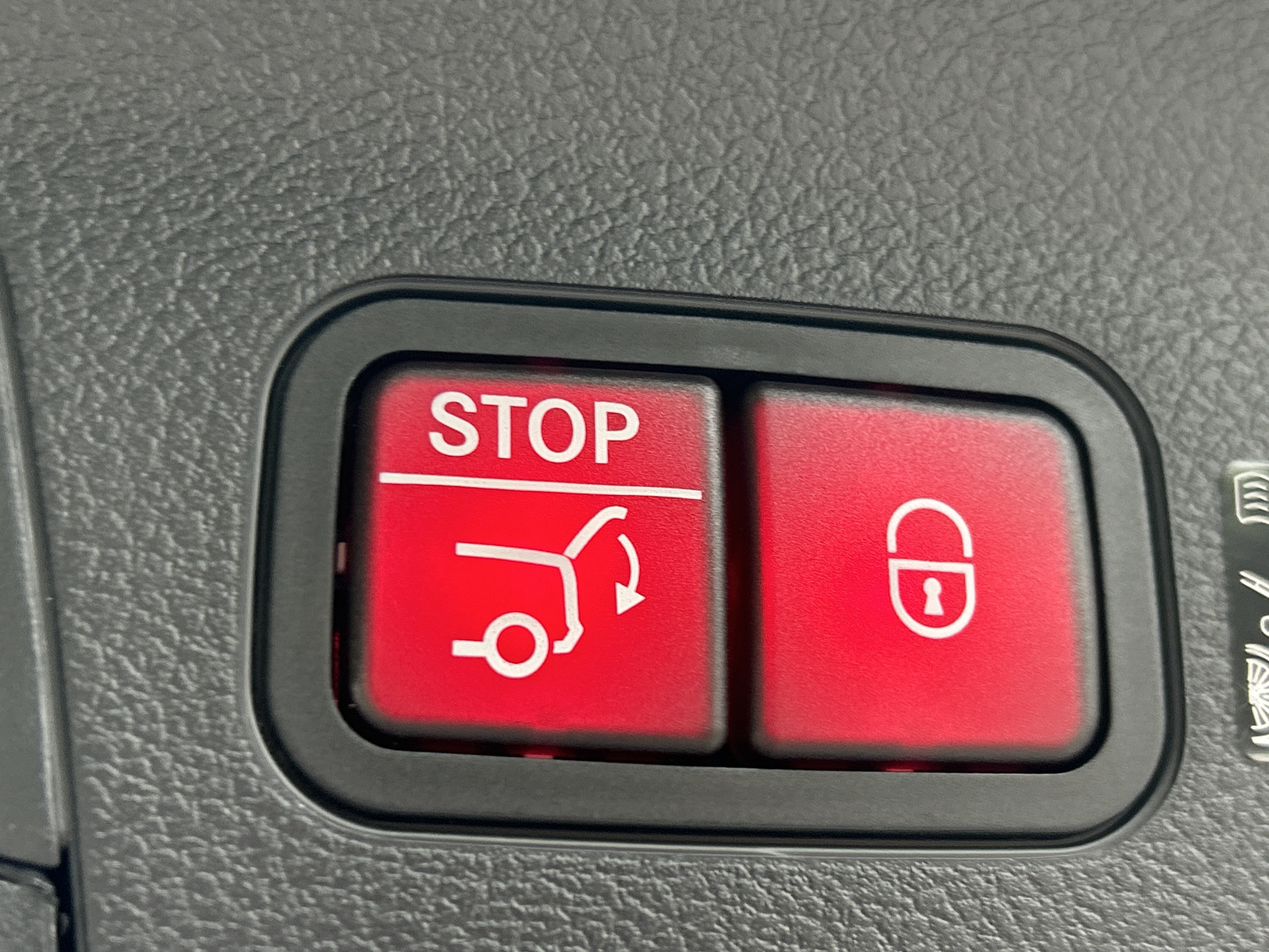 Certified 2026 Mercedes-Benz GLS 450 4MATIC image 13