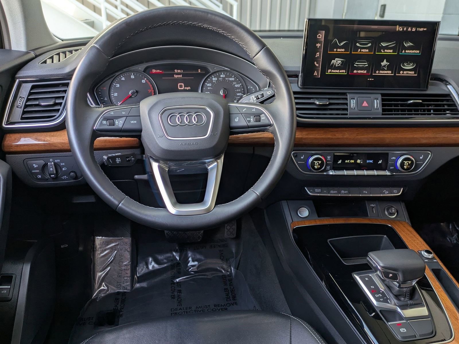 Used 2023 Audi Q5 2.0T Premium w/ Convenience Package image 8