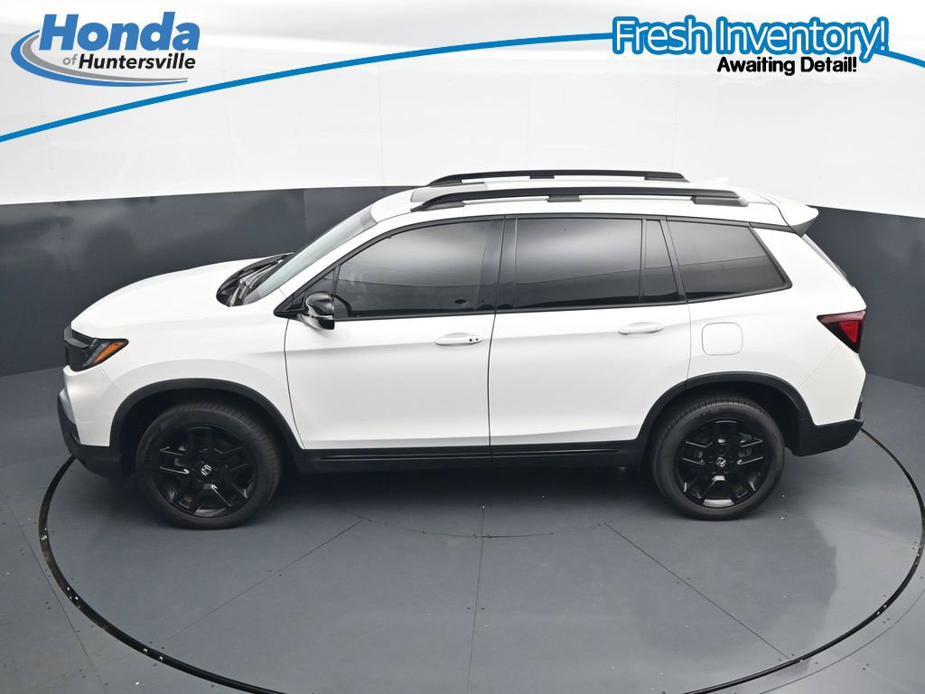 Used 2024 Honda Passport Black Edition image 16