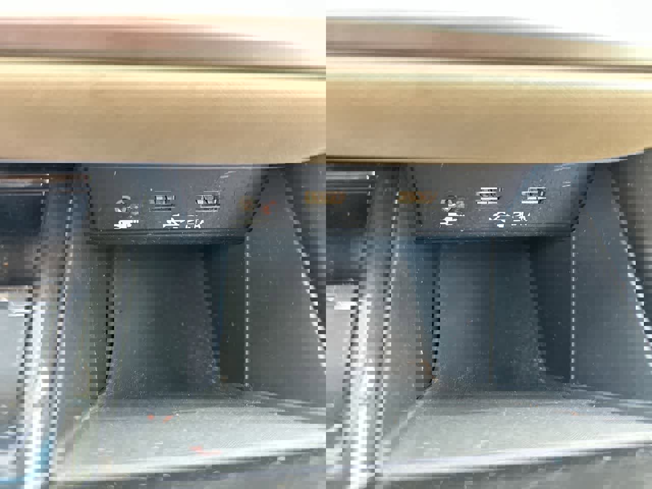 Used 2020 Subaru Outback Limited image 33