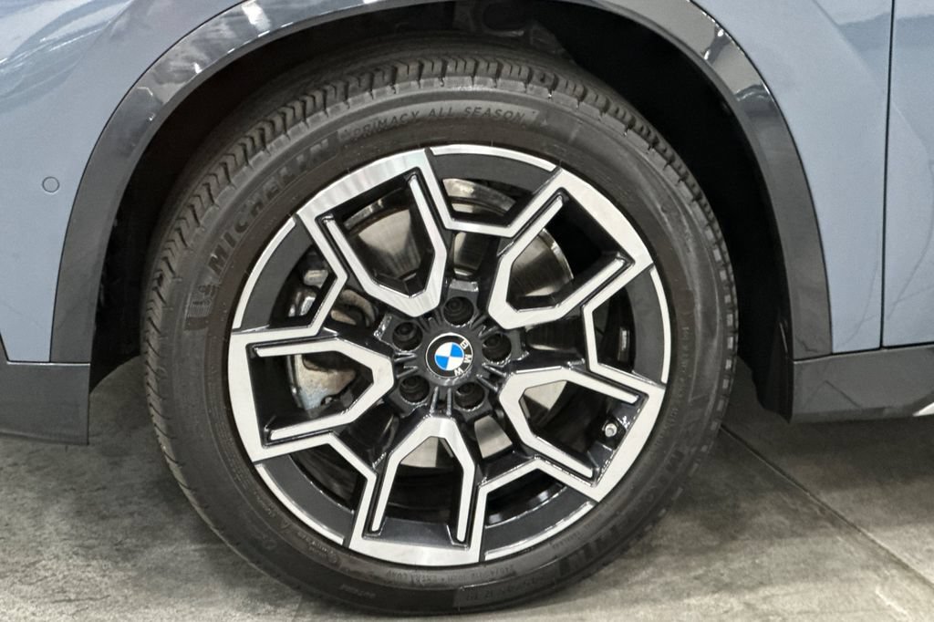 Used 2025 BMW X1 xDrive28i w/ Technology Package AWD/4WD image 33
