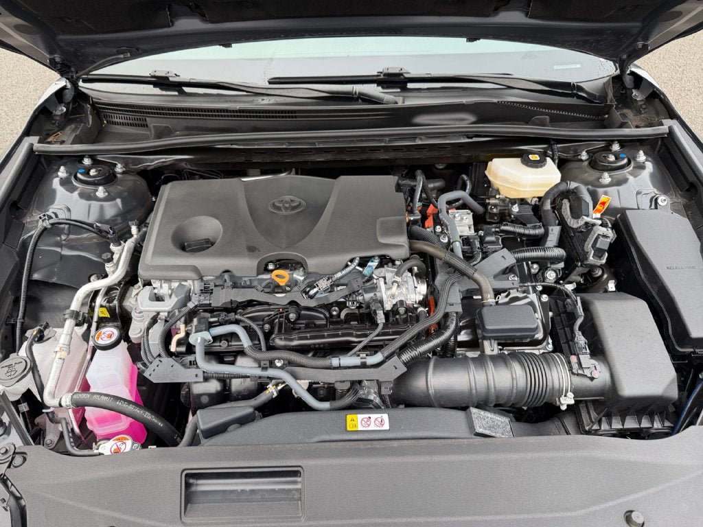 Used 2026 Toyota Camry SE FWD image 29