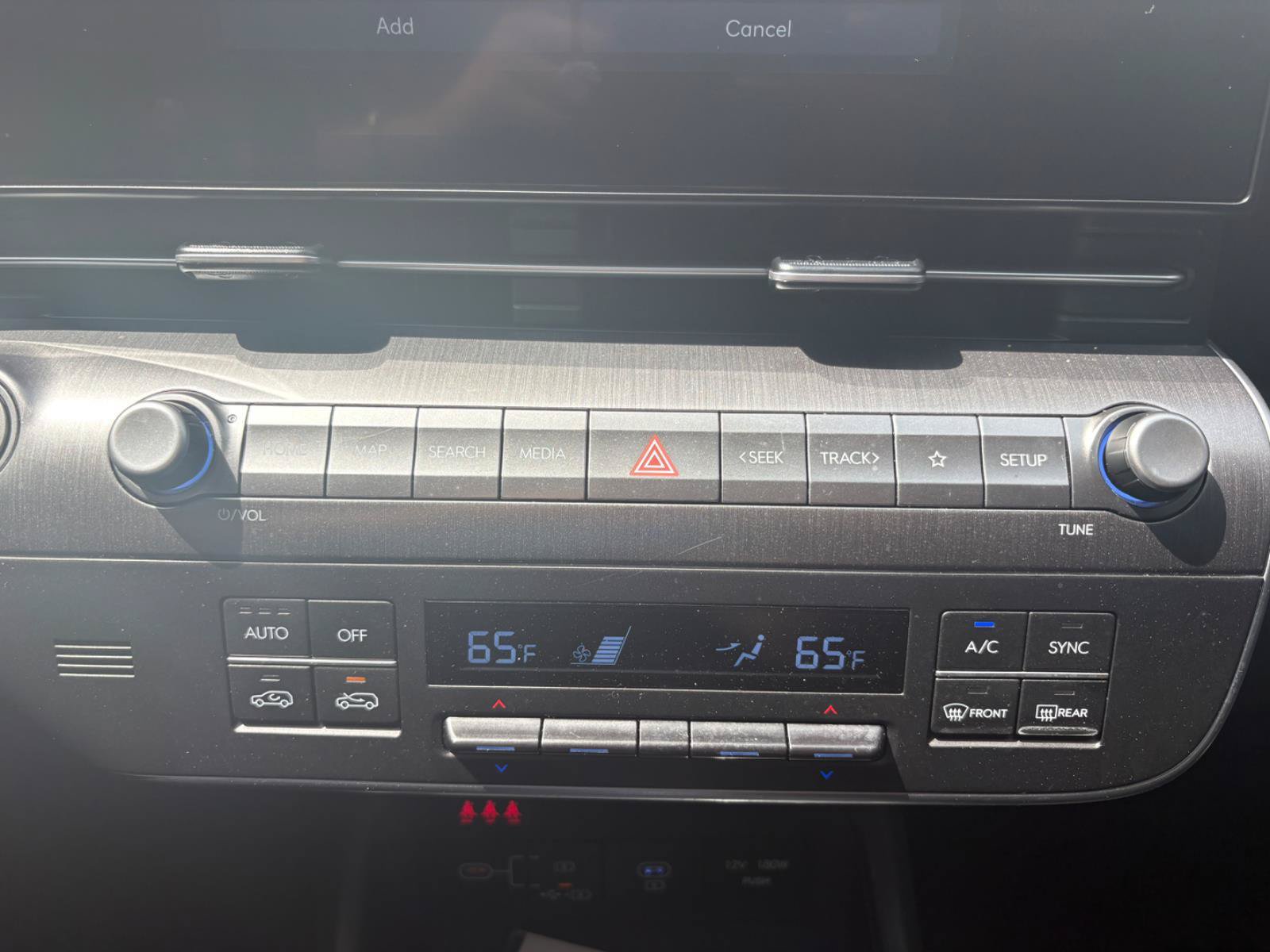 Used 2024 Hyundai Kona SEL FWD image 27